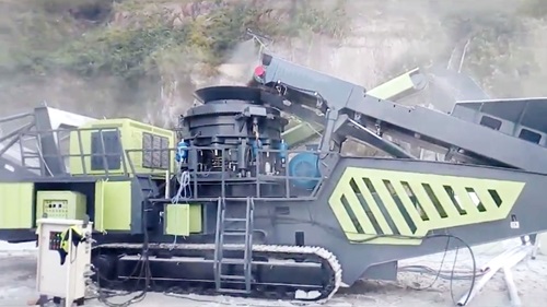 Crawler-type cone mobile crushing station